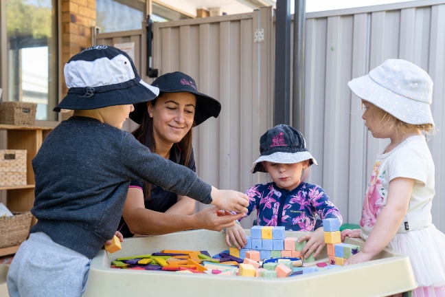 casa-bambini-learning-program-2